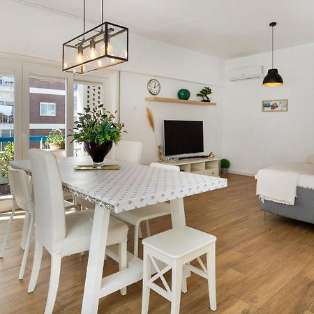 Faro Getaway W/ Big Balcony By Lovelystay Dış mekan fotoğraf